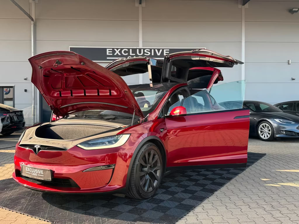 Tesla Model X