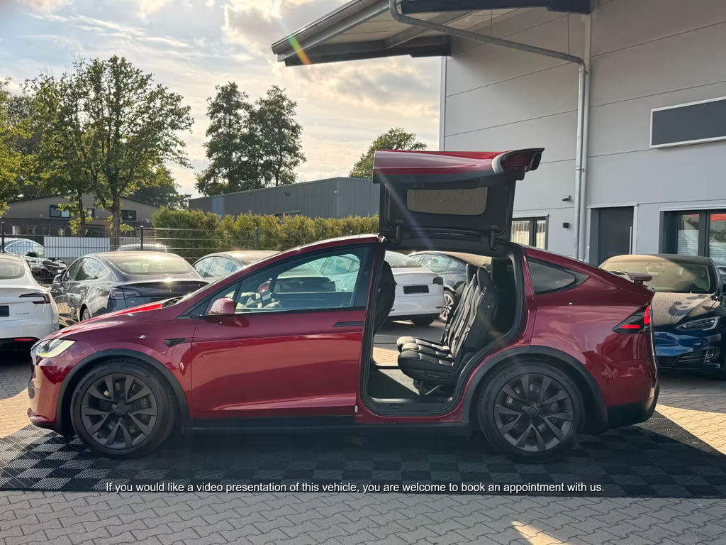Tesla Model X