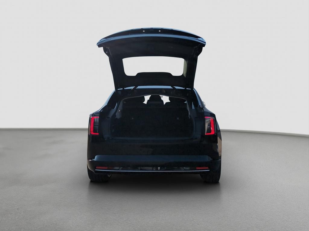 Volvo ES90