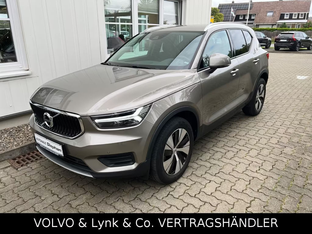 Volvo XC40 Momentum