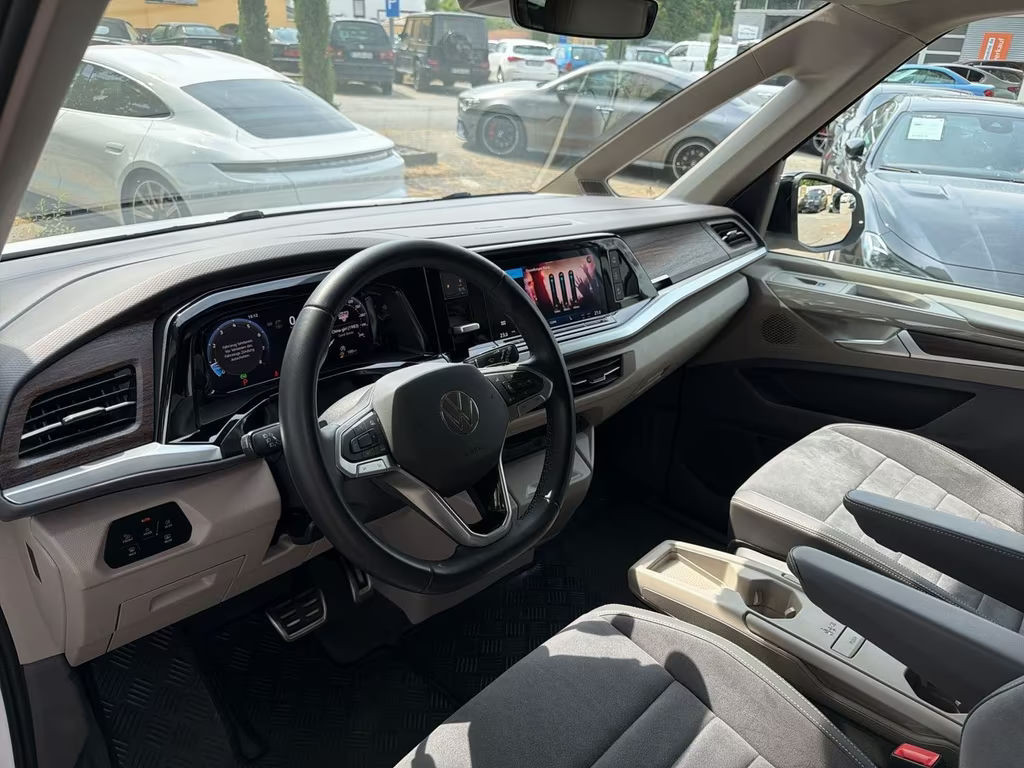 Volkswagen Multivan