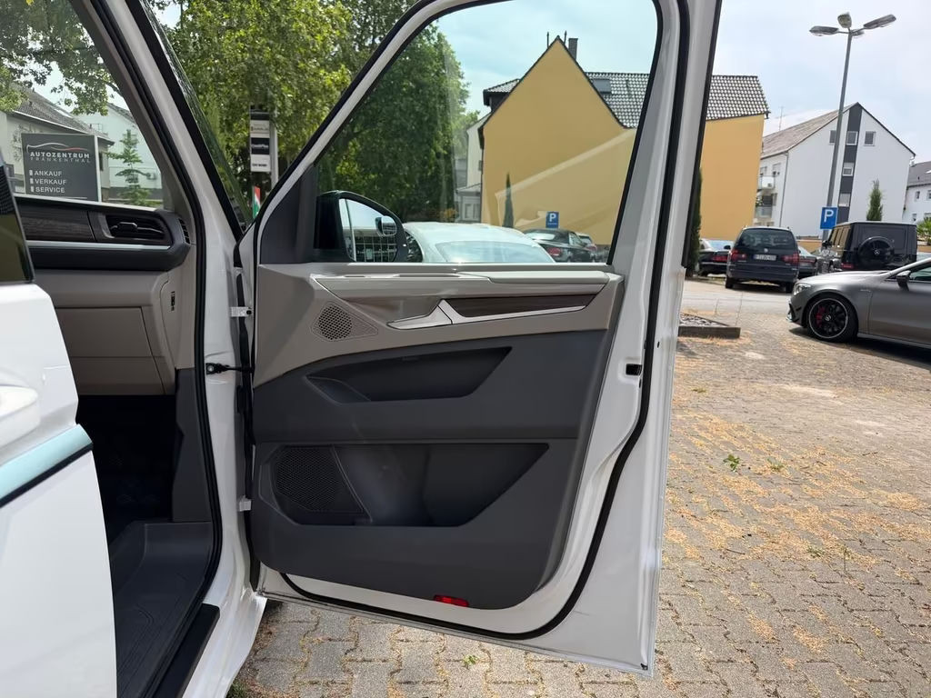 Volkswagen Multivan