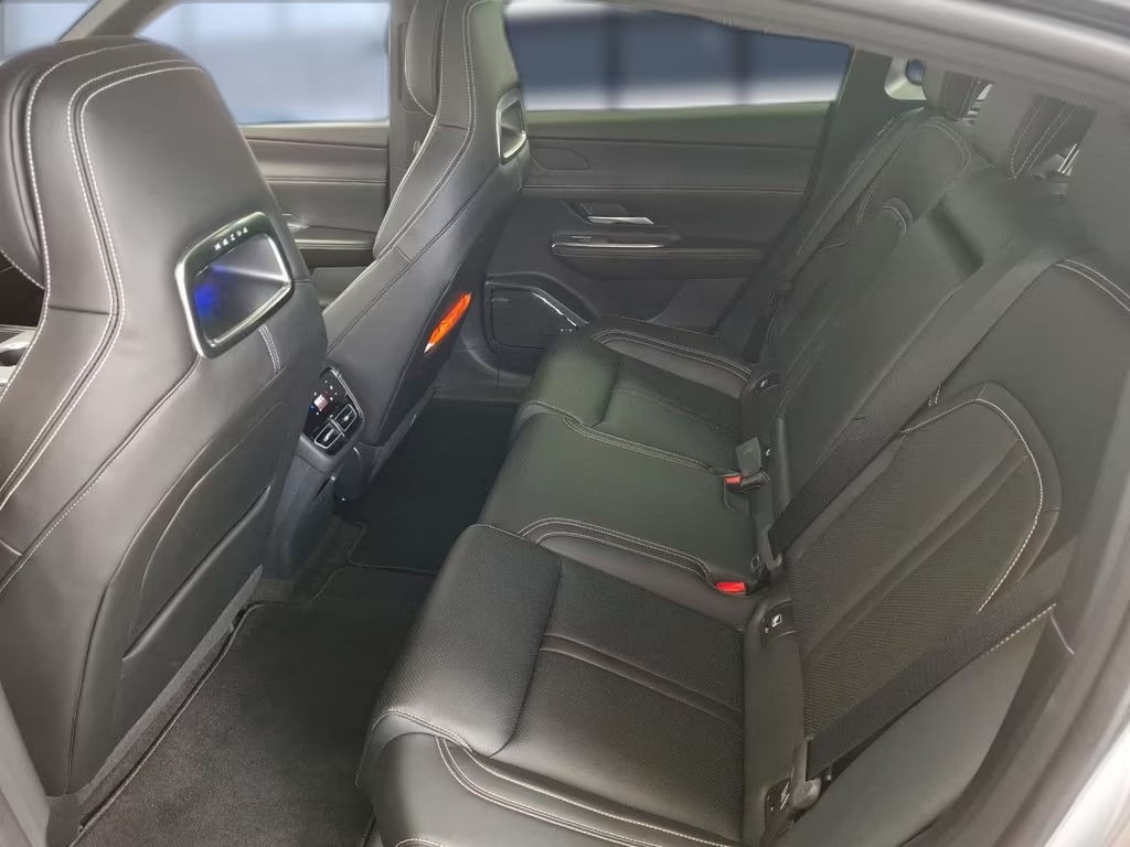 Mazda 6e