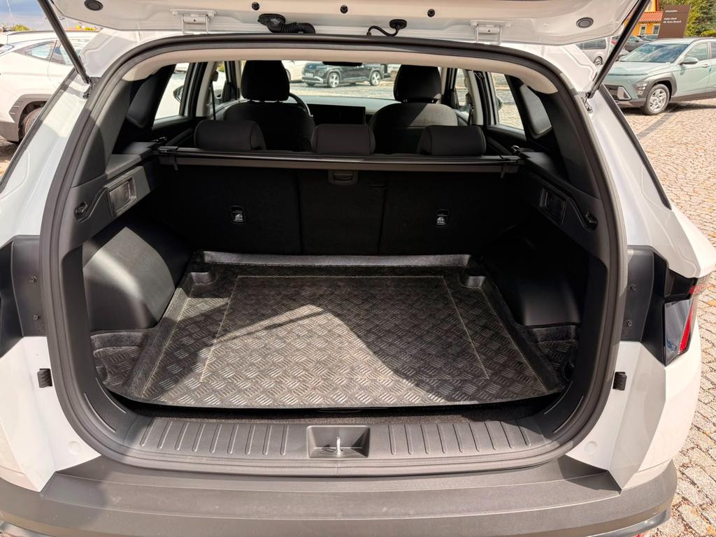 Hyundai Tucson Select 2WD
