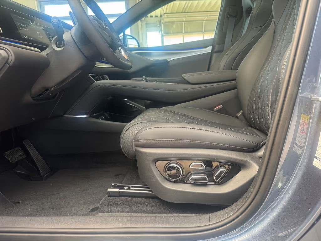 BYD Sealion 7