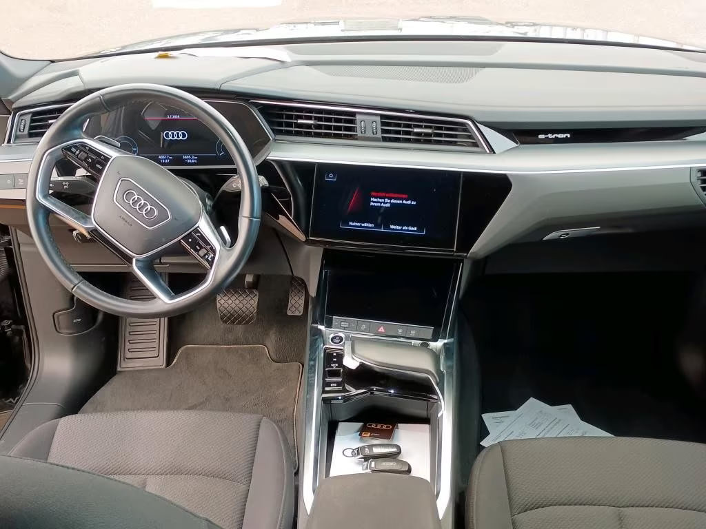 Audi e-tron
