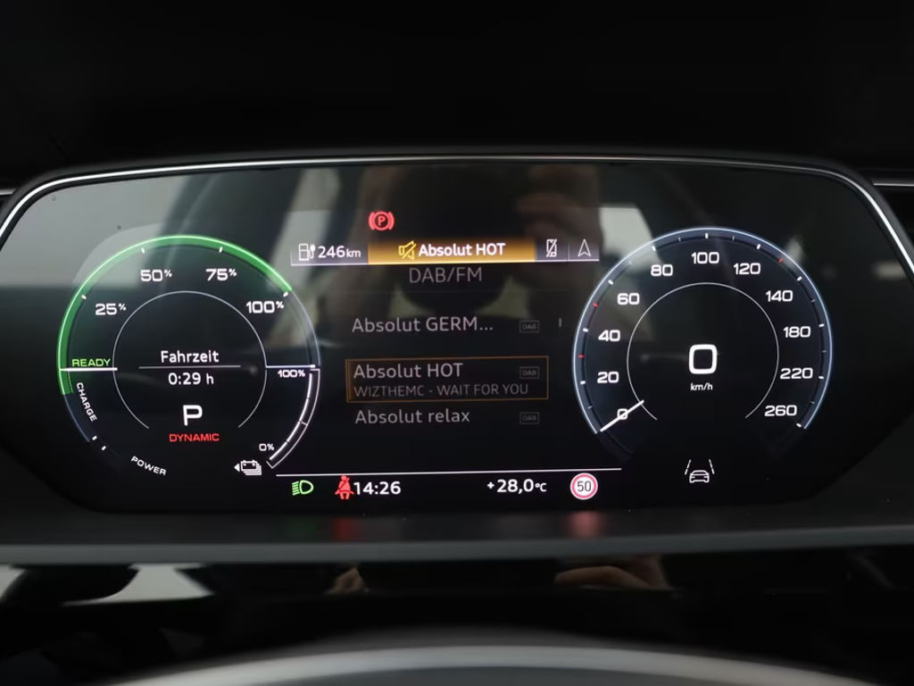 Audi e-tron