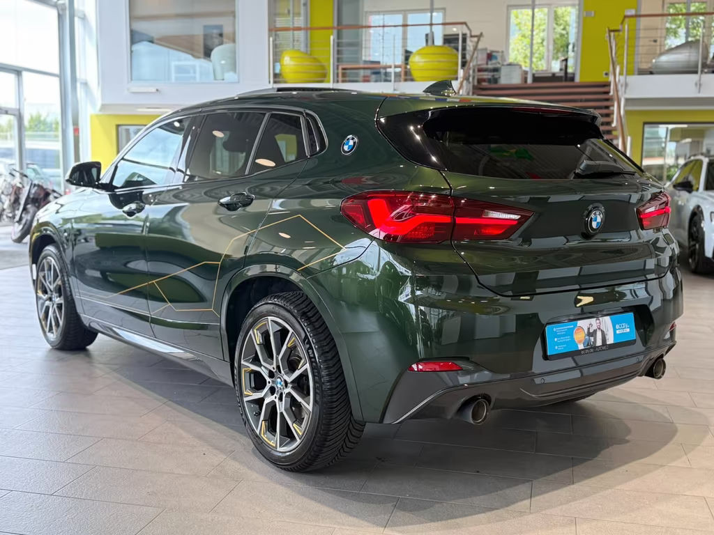 BMW X2