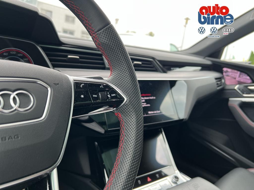 Audi SQ8 e-tron