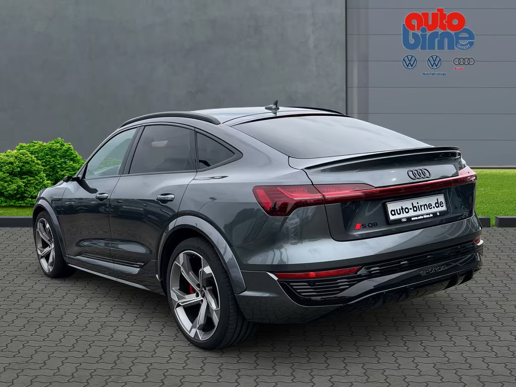 Audi SQ8 e-tron