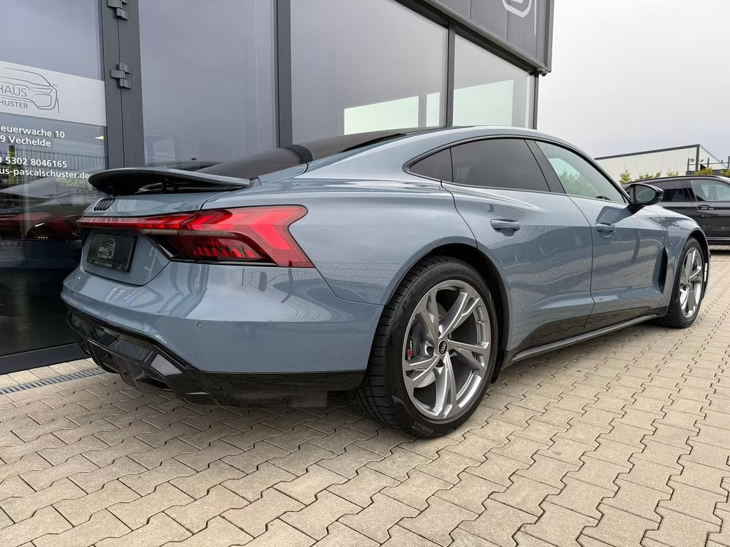 Audi e-tron GT