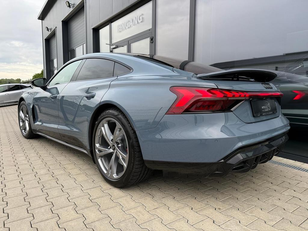 Audi e-tron GT