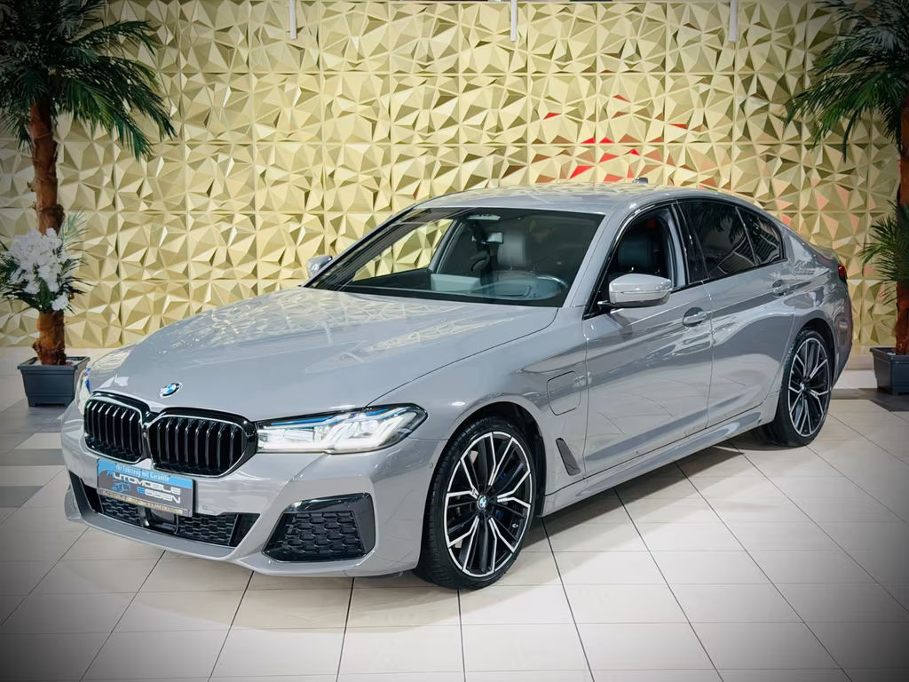 BMW 5 Serie 545 M-Sport xDrive Sedan 545e