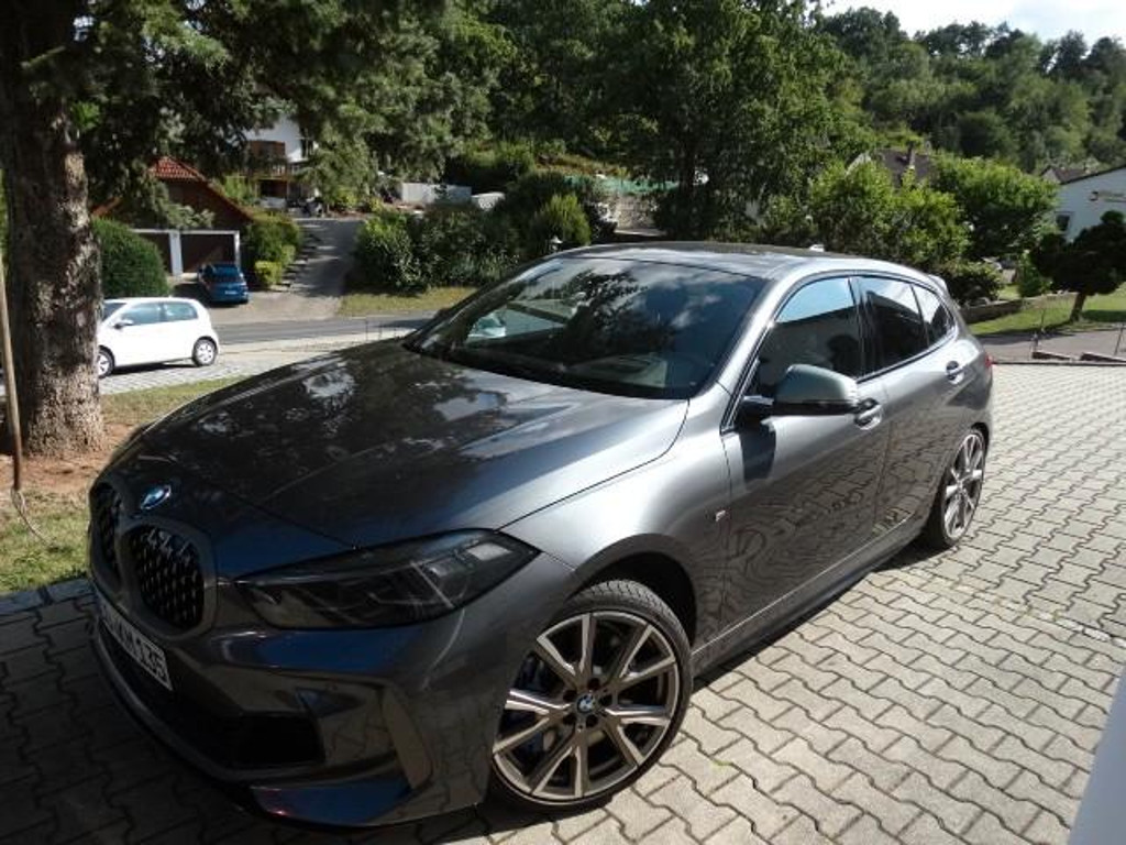 BMW 1 Serie 135 xDrive Sedan 135i