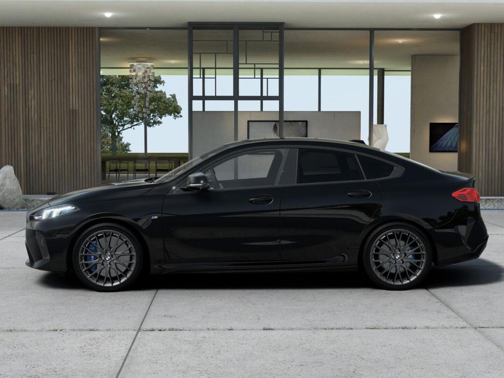 BMW M235
