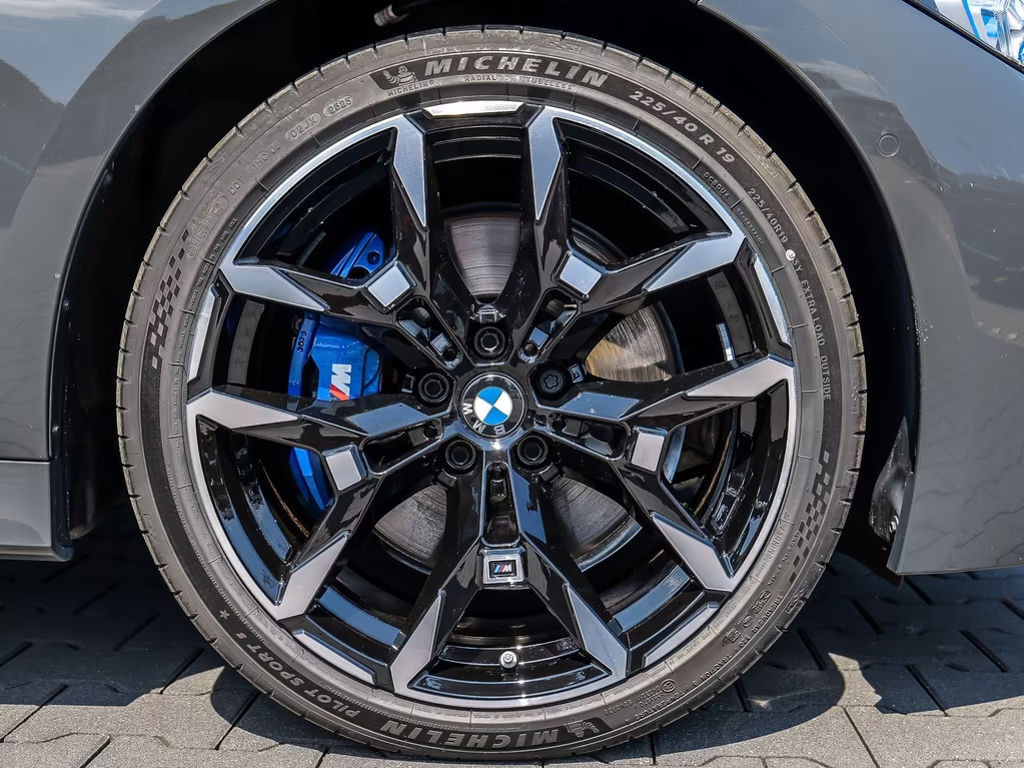 BMW M340