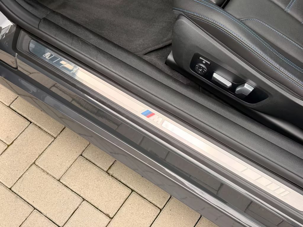 BMW M440