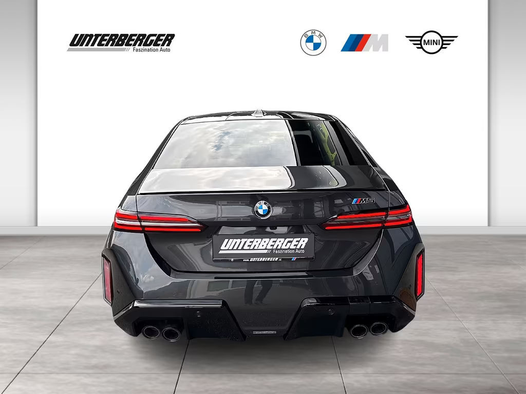 BMW M5