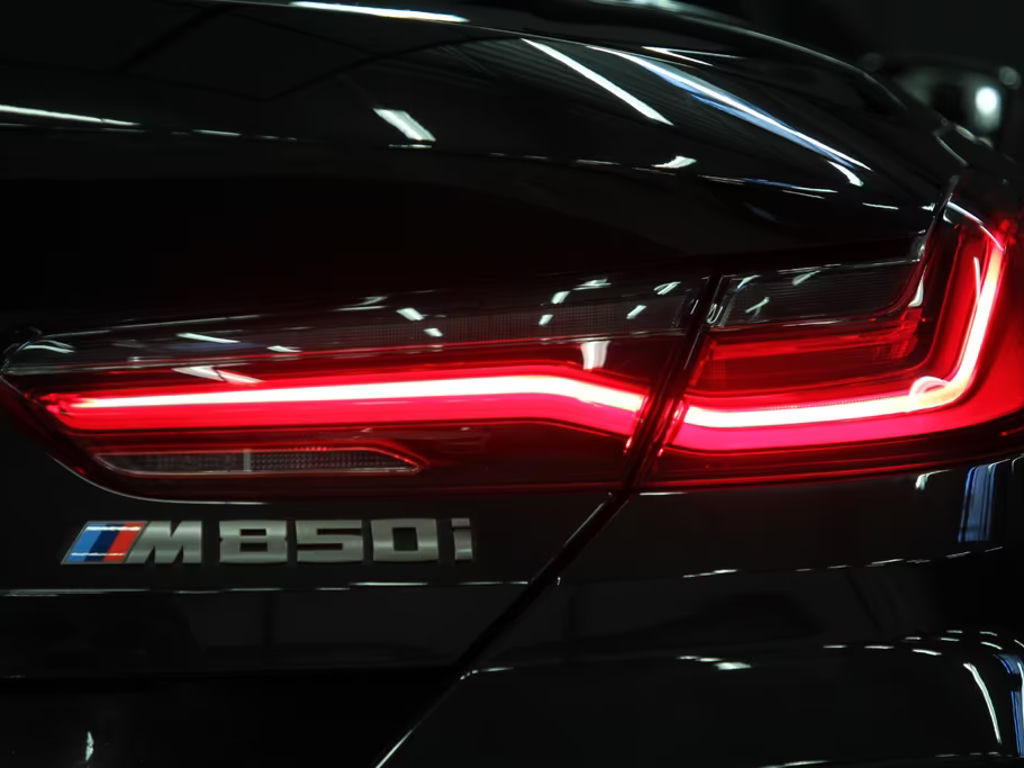 BMW M850