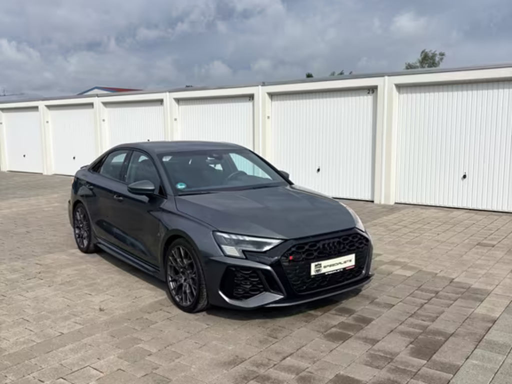 Audi RS3 Sedan Quattro
