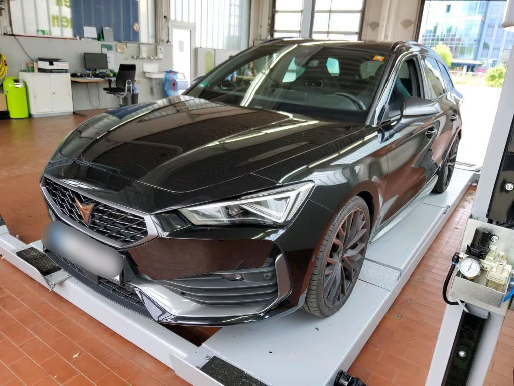 Cupra Leon 2.0 TSI VZ