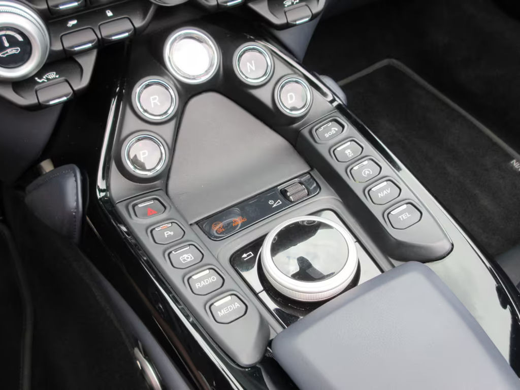Aston Martin V8 Vantage