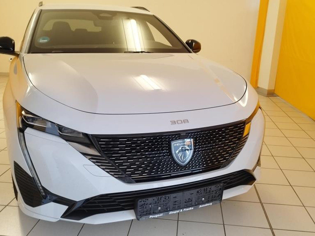 Peugeot e-308