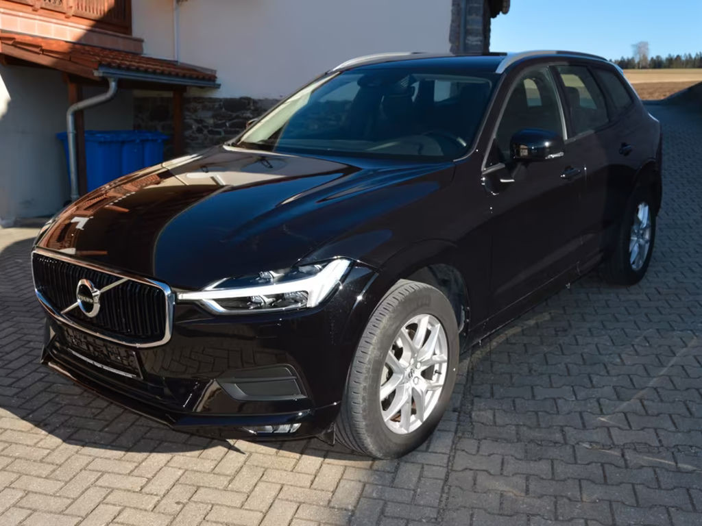 Volvo XC60 Momentum