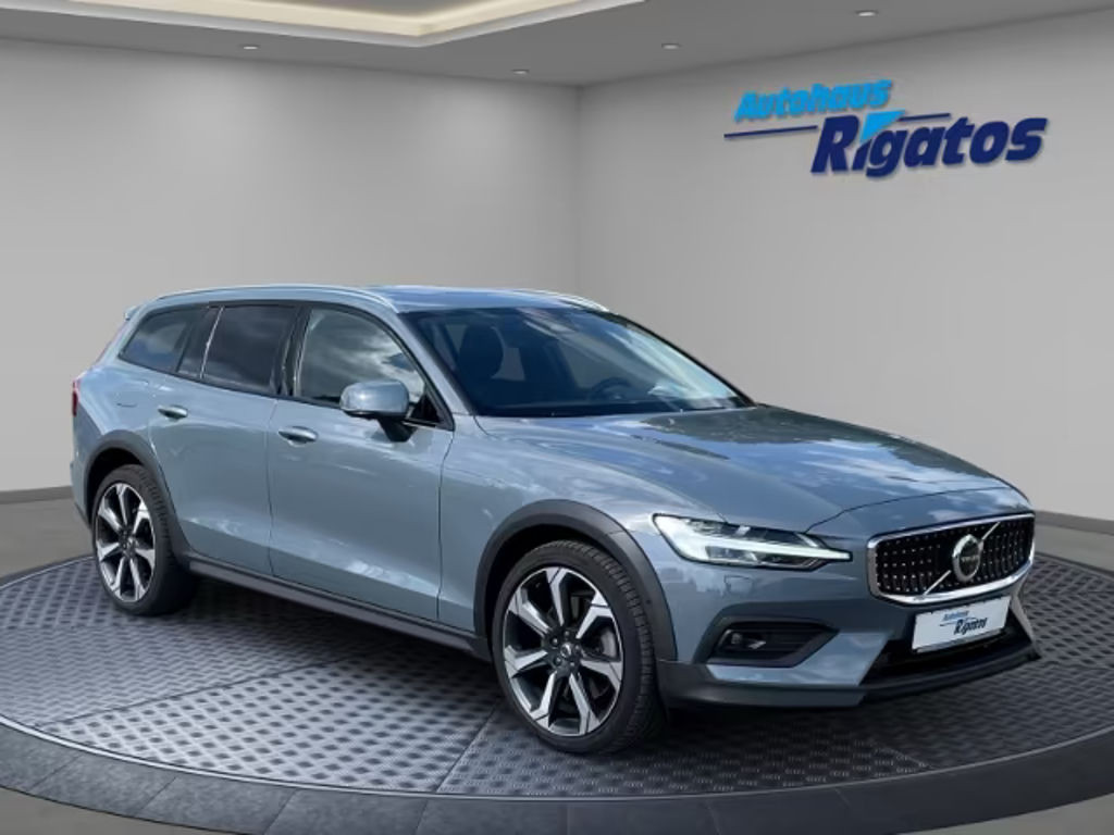 Volvo V60 Cross Country AWD Ultimate