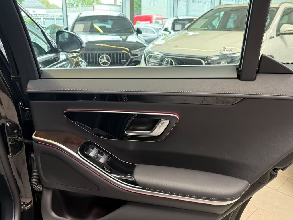 Mercedes-Benz S-Klasse