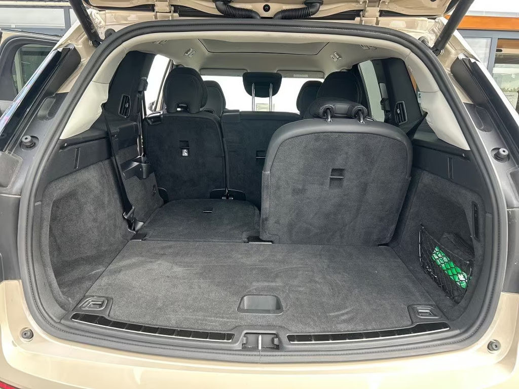 Volvo EX90