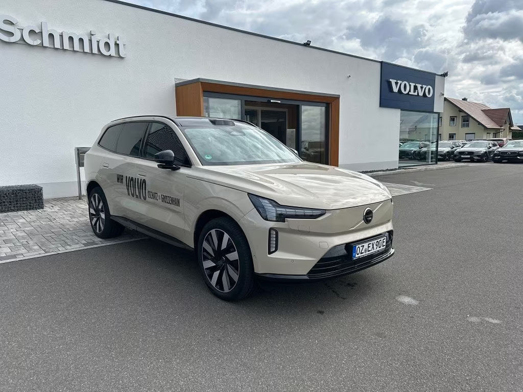 Volvo EX90