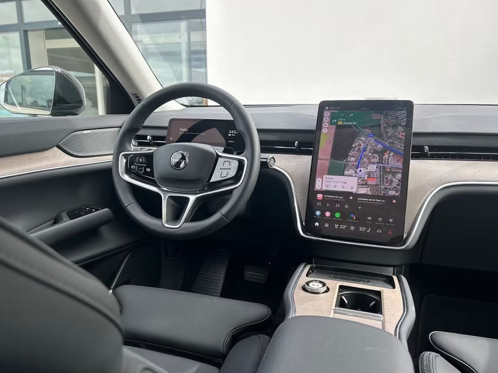 Volvo EX90