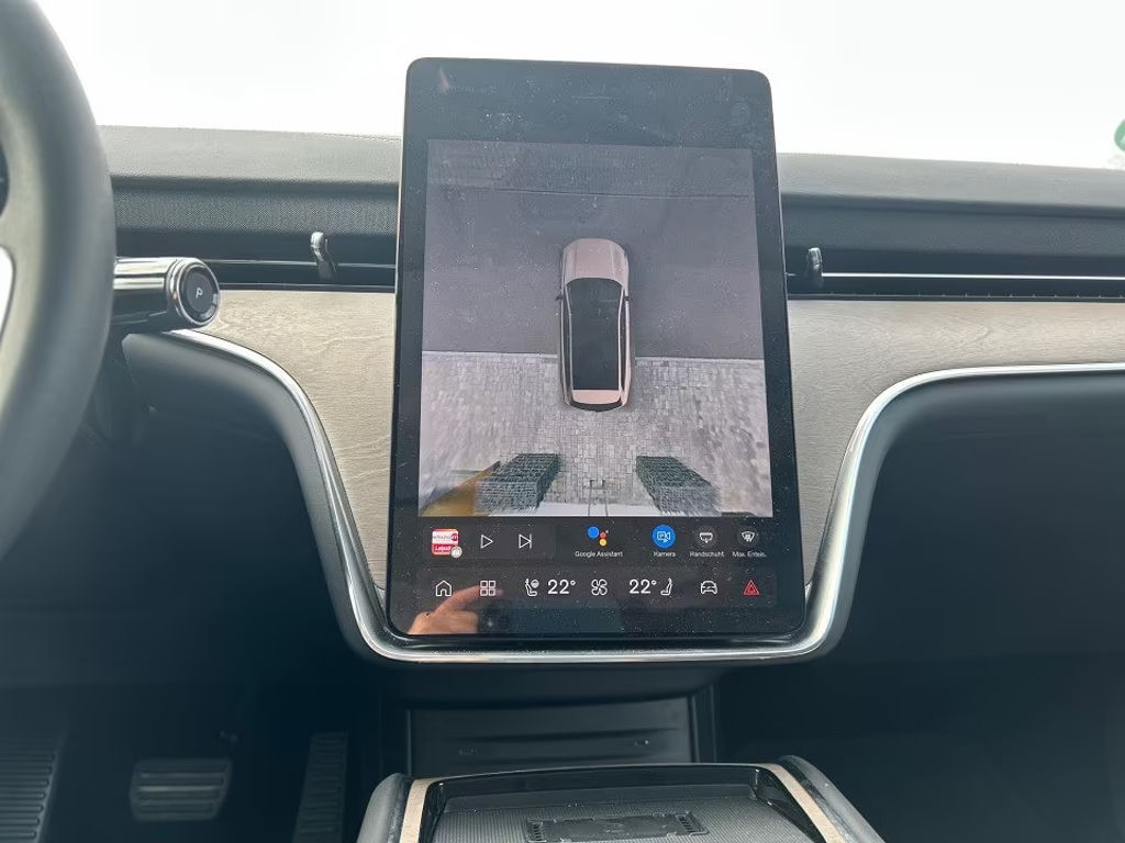 Volvo EX90