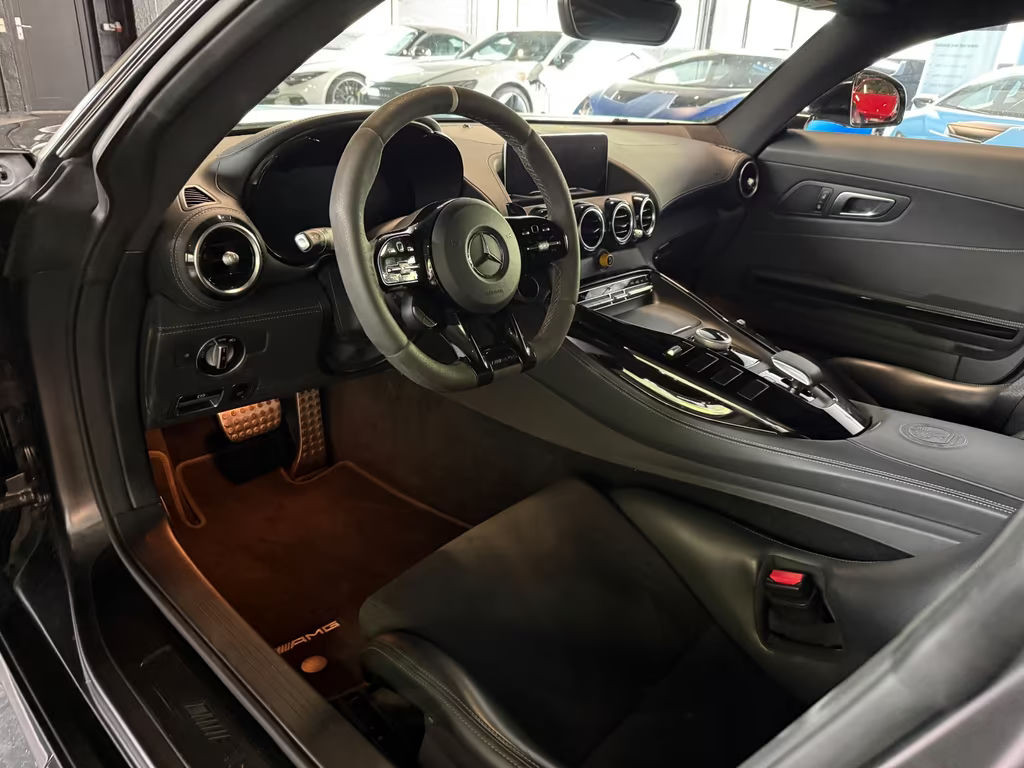 Mercedes-Benz AMG GT