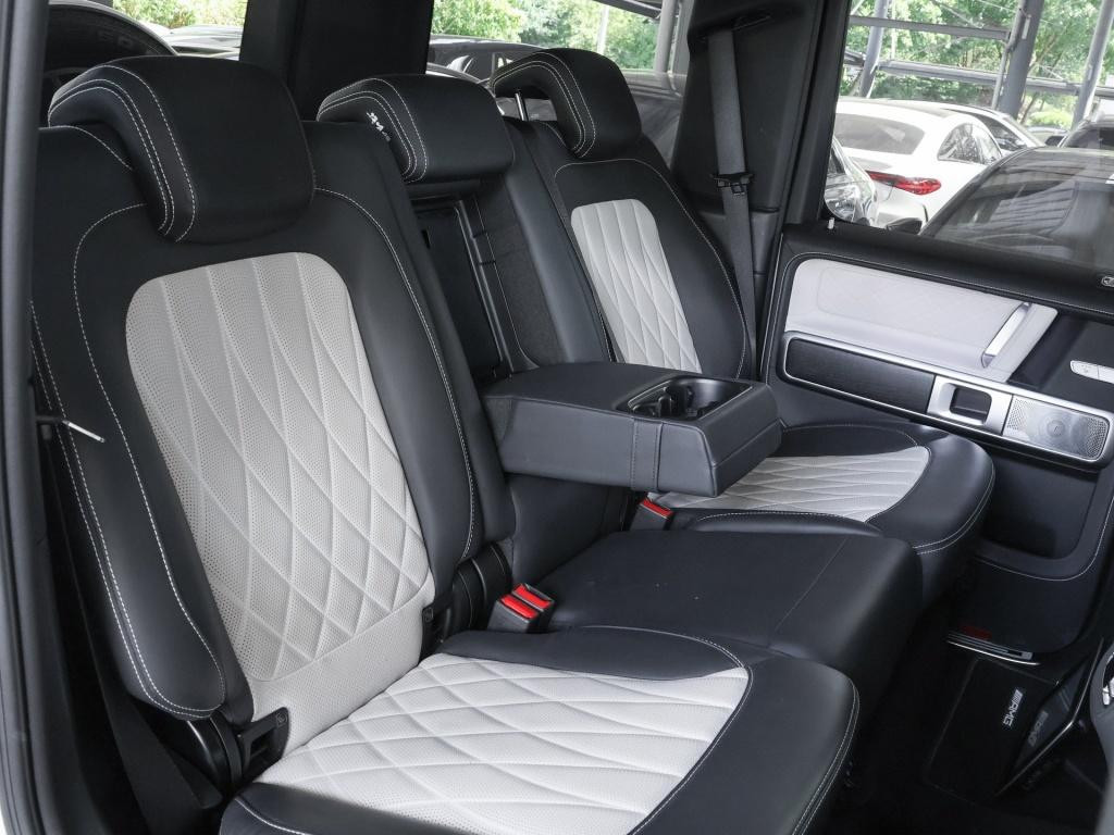 Mercedes-Benz G-Klasse