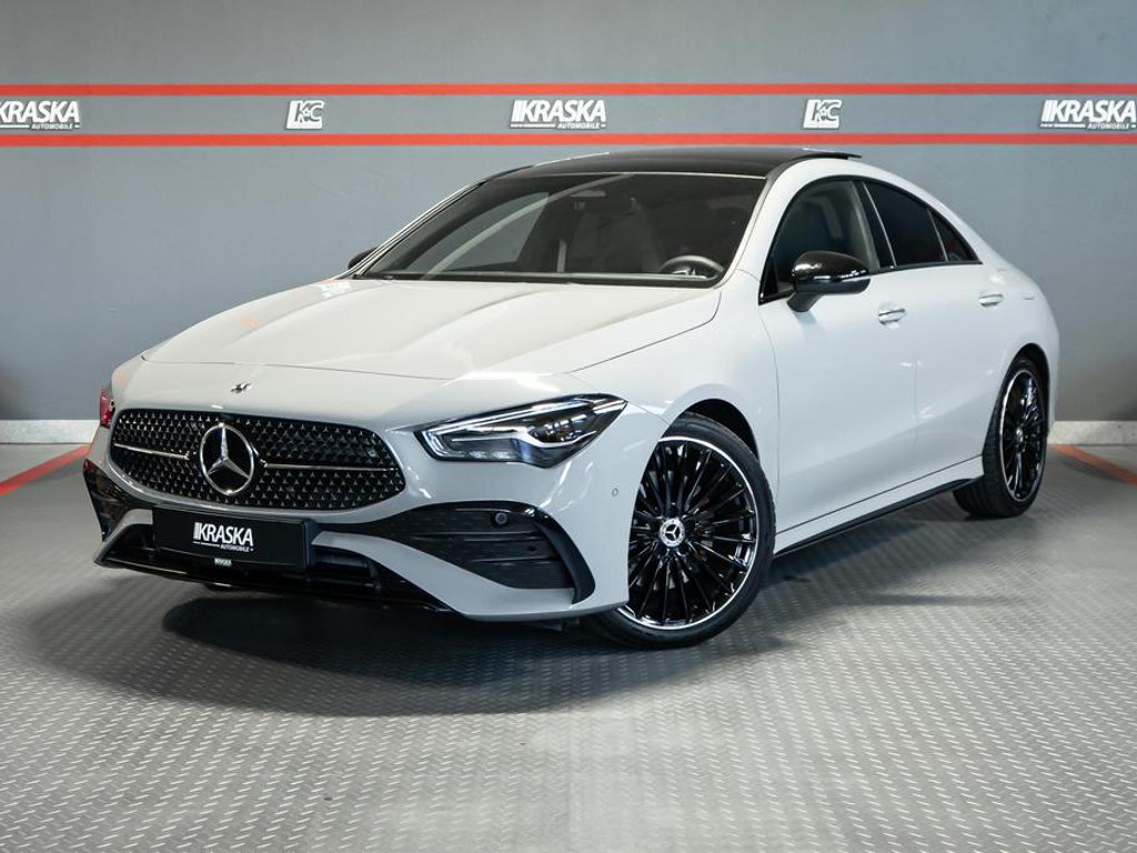 Mercedes-Benz CLA-Klasse CLA 220 4MATIC AMG Line Sedan