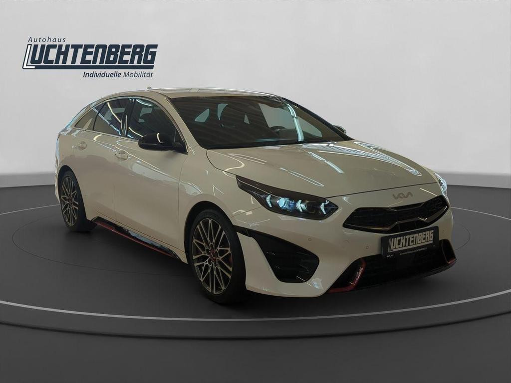 Kia ProCeed