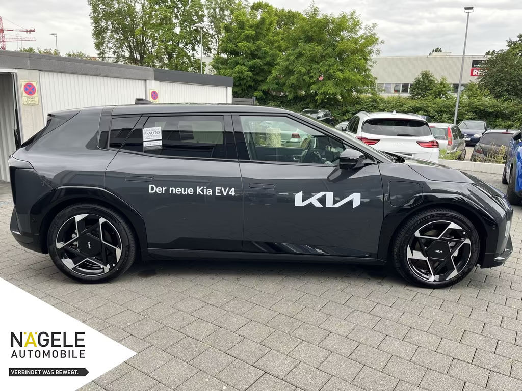 Kia EV4