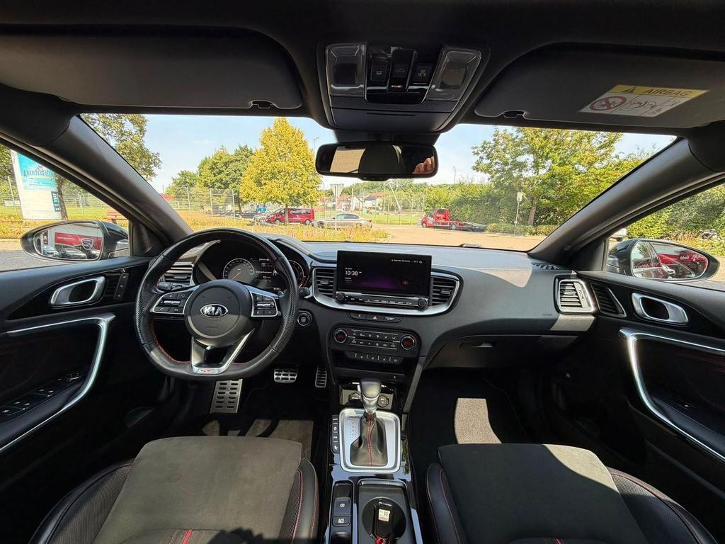 Kia ProCeed