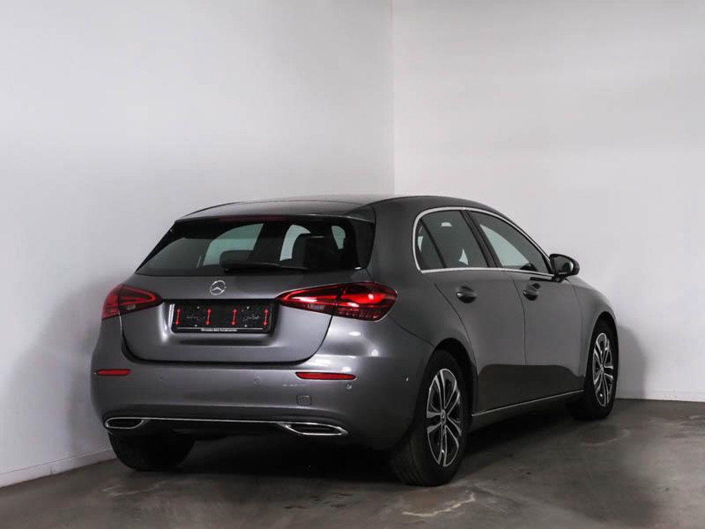 Mercedes-Benz A-Klasse A 180 Progressive Hatchback