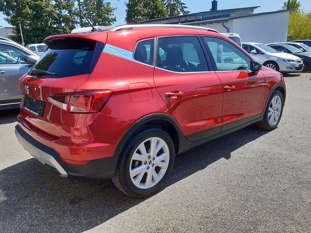 Seat Arona