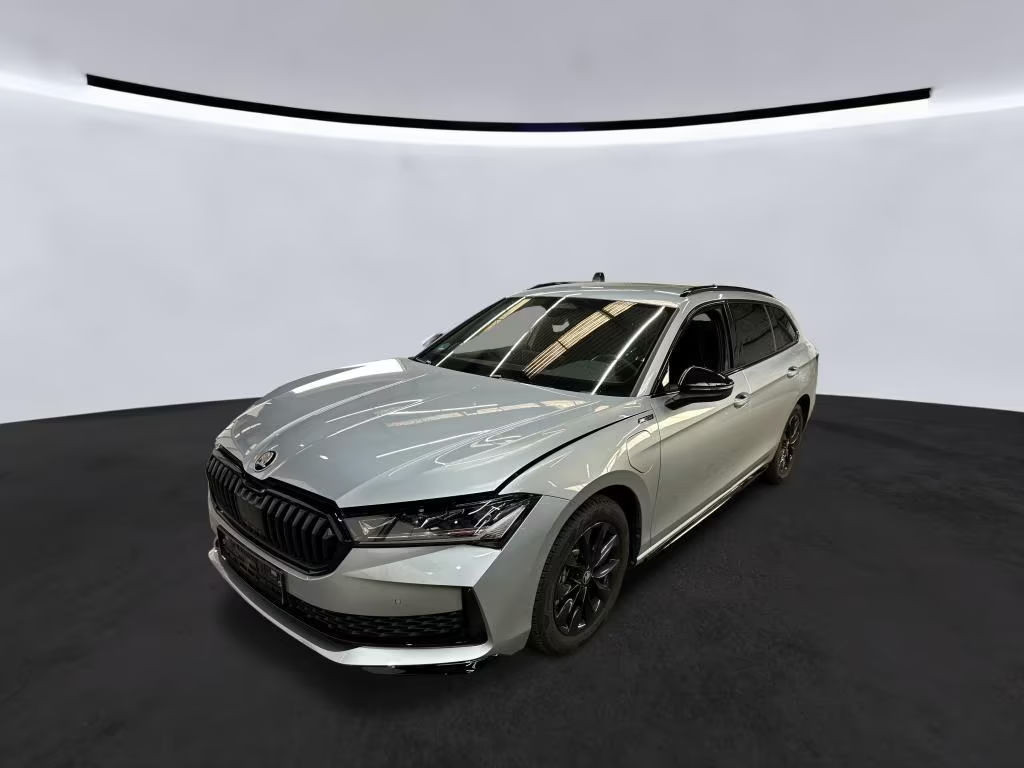 Skoda Superb Sportline iV