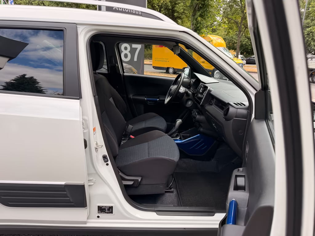 Suzuki Ignis