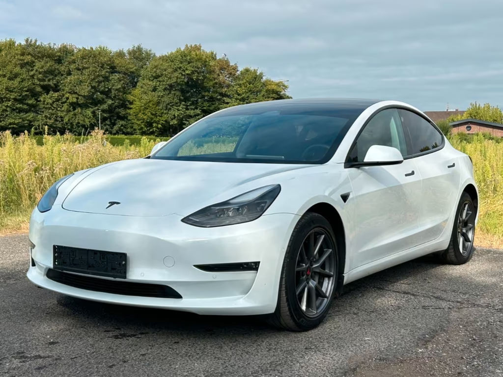Tesla Model 3 Long Range Dual Motor AWD