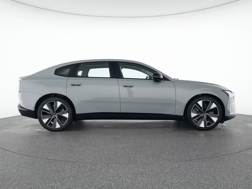 Volvo ES90
