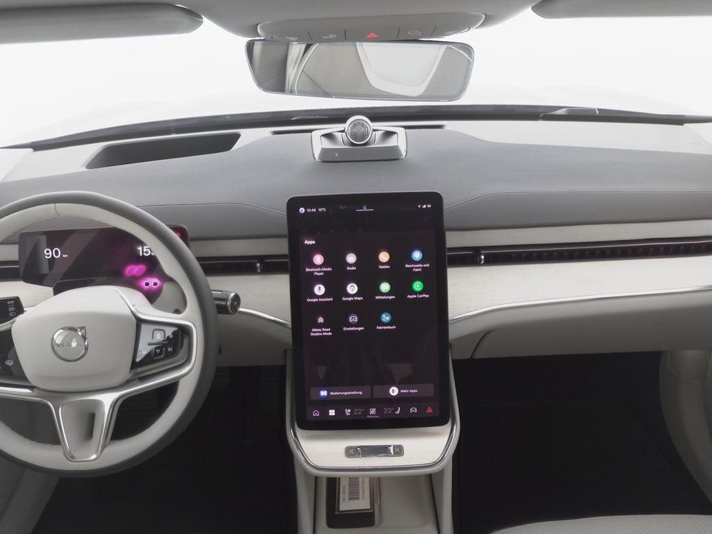 Volvo ES90