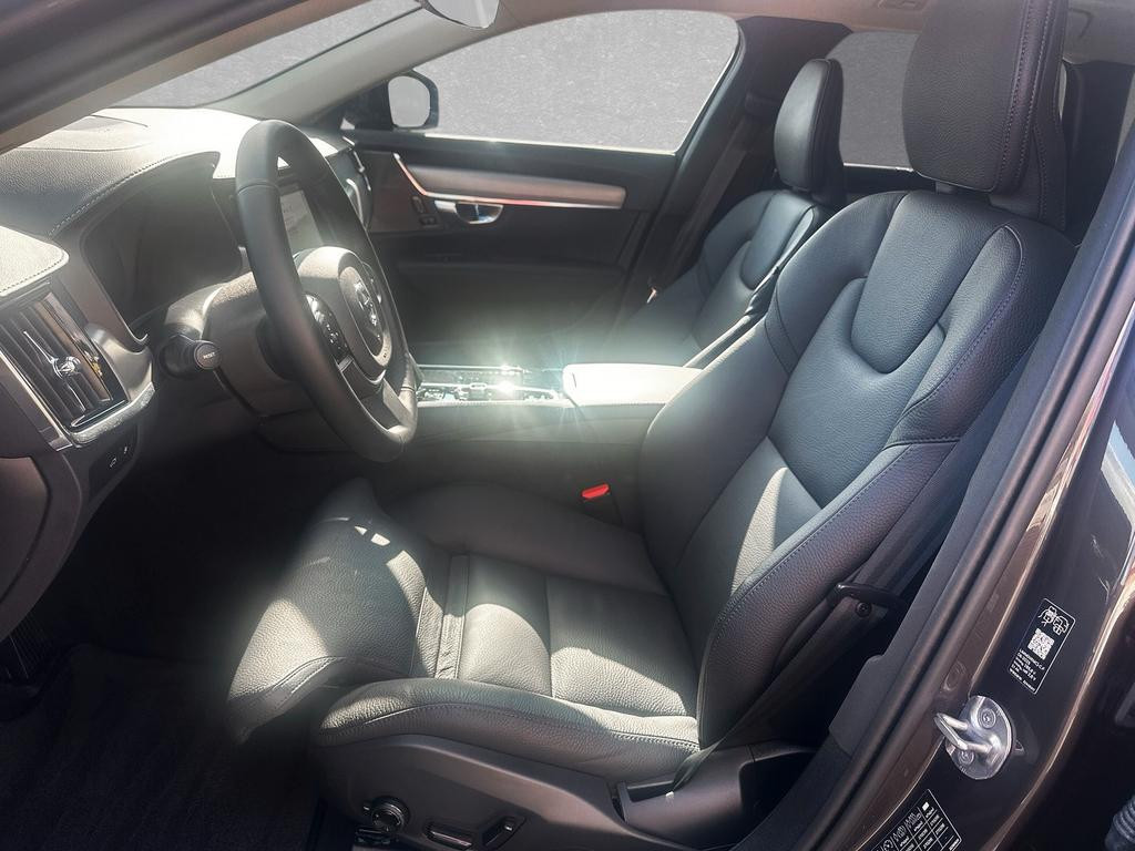 Volvo V90 AWD T8 Plus Dark