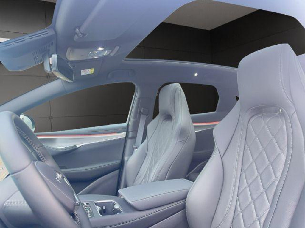BYD Sealion 7