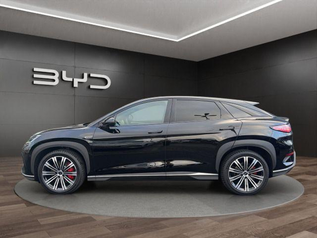 BYD Sealion 7